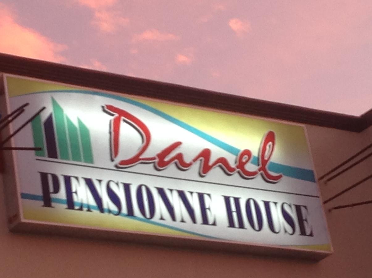 Danel Pensionne House Tacloban Dış mekan fotoğraf